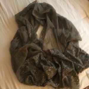 9 foot sequins wrap.